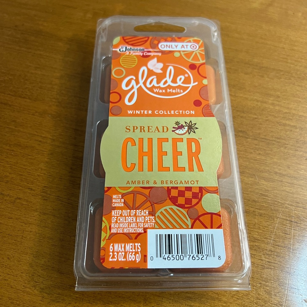 Glade Cheer AMBER & BERGAMOT Wax Melts Winter Collection